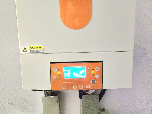 🔧 Reparación de Inversores Solares Voltronic | Error 01 y Otros Códigos de Falla ⚡🔋 - Imagen 2
